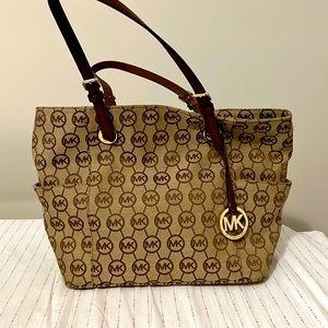 Michael Kors bag
